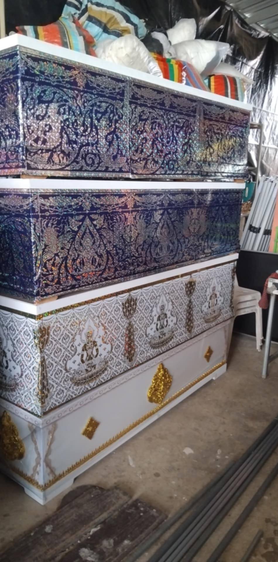 บรรจุลงโลงศพหรือหีบศพ